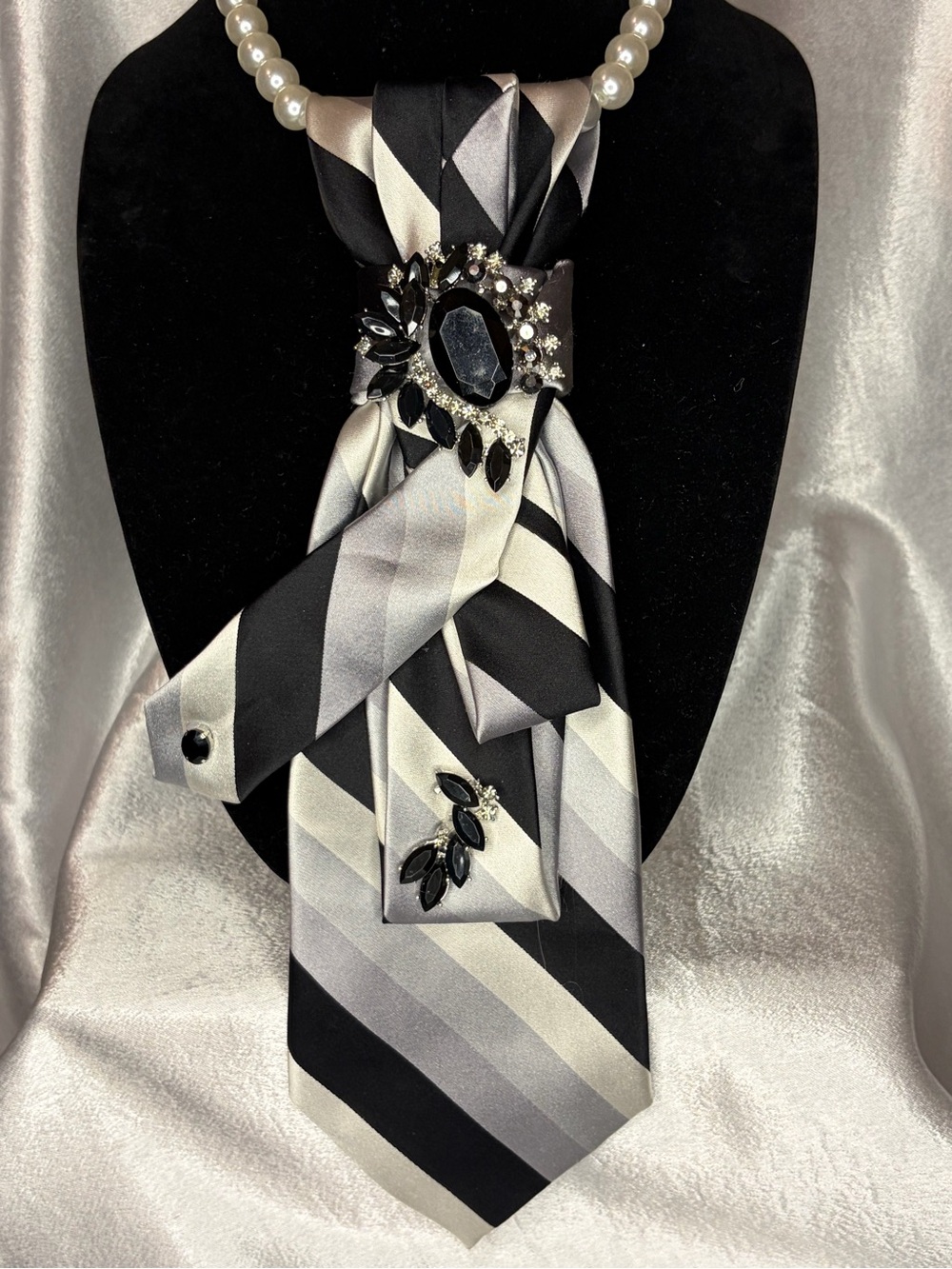 Van Heusen Black, Gray & Cream Striped Silk necklace tie with Brooch Accents